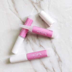 Colle faux ongles