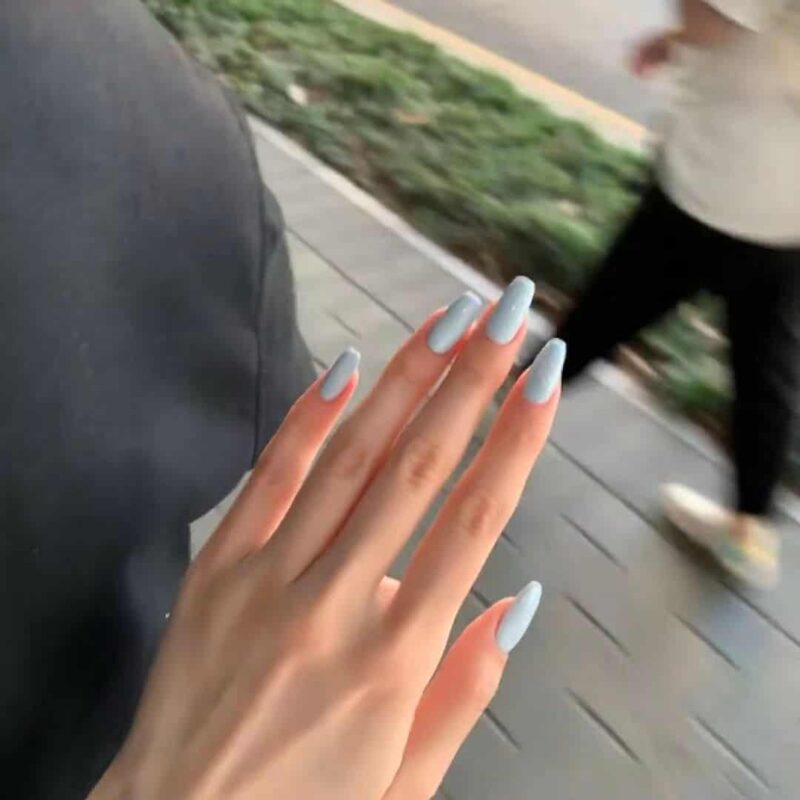 Faux ongles bleu pastel