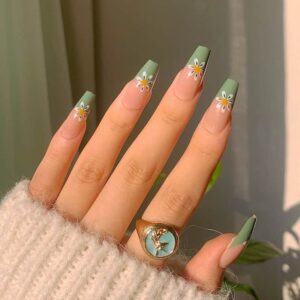 faux ongles couleur pastel