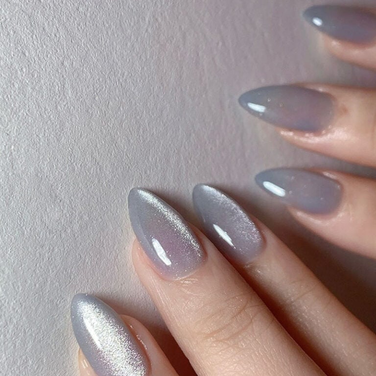 Faux ongles gris pailleté