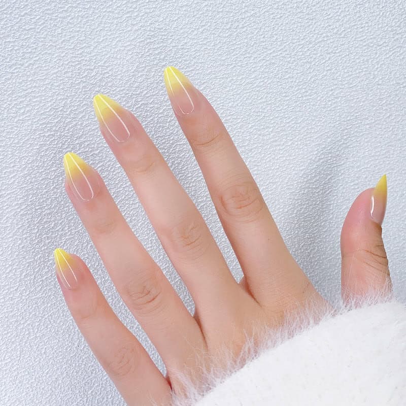 Faux ongles jaune pastel