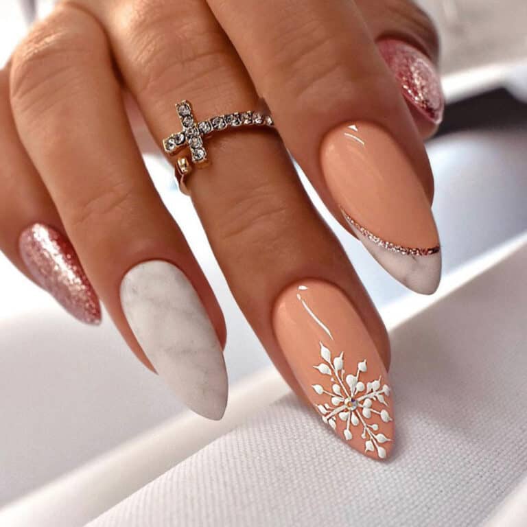 Faux ongles noël flocon