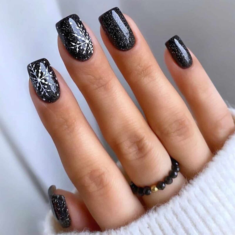 Faux ongles noël noir