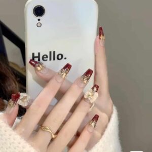 Faux ongles noël rouge et or