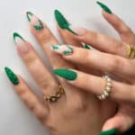 Faux ongles noël vert
