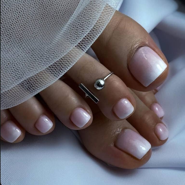 Faux ongles pied baby boomer