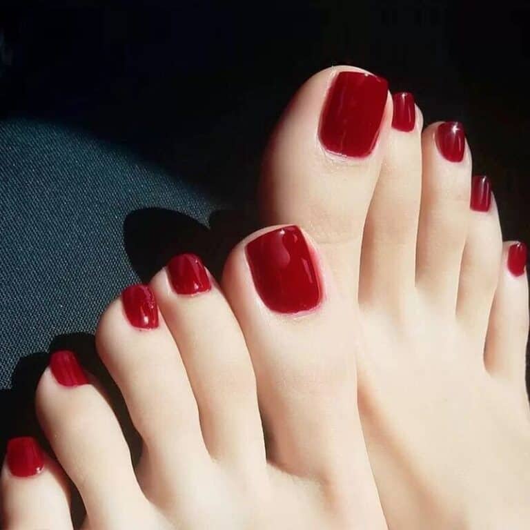 Faux ongles pied rouge