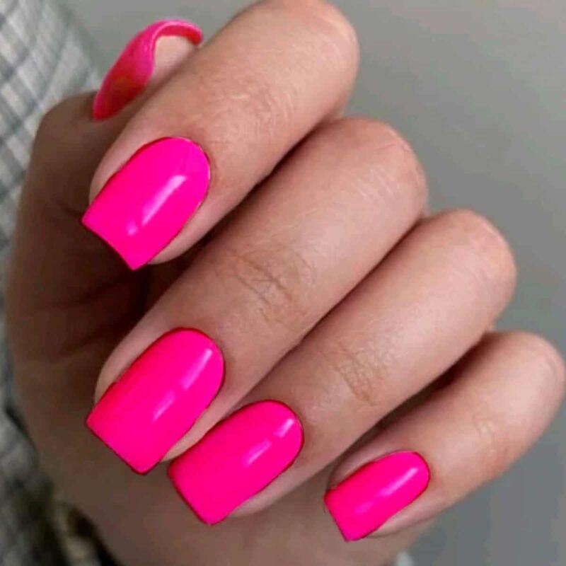 Faux ongles rose fluo