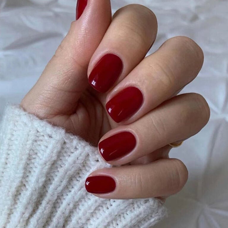 Faux ongles rouge bordeaux