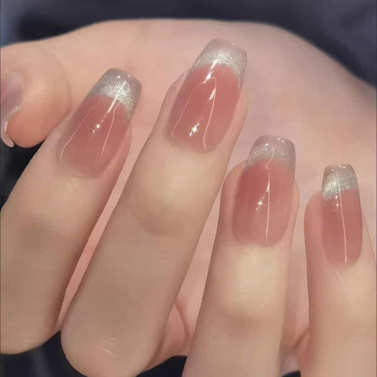 Faux ongles transparent pailleté