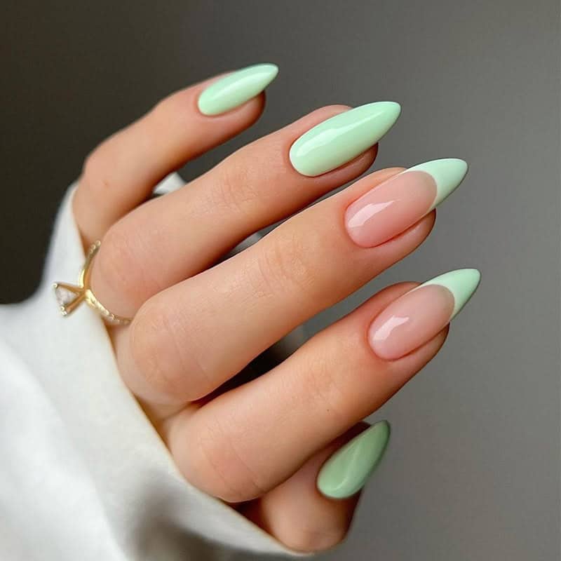 Faux ongles vert pastel